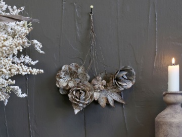 Decoratiune suspendata, model floral, din metal, aspect antichizat, Fleur - Img 2