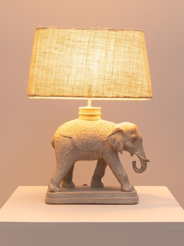 Lampa de masa din polirasină, cu abajur din iută naturală , "Elephant Royal" - Img 3