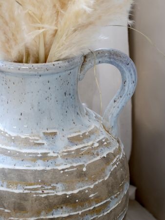 Vază decorativă cu mâner, stil rustic artizanal, culoare naturală teracotă, din ceramică, „Aurelia” - Img 6