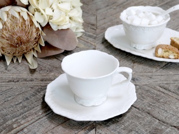ă cu farfurioară din porțelan alb, D9.5 cm, model dantelă în relief, „Provence" - Img 3