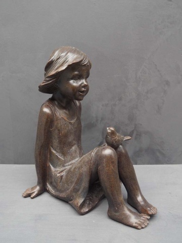 Decoratiune de masa, din rasina, copil si pasare, The toddler - Img 2
