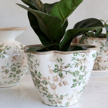 Ghiveci decorativ tronconic alb din ceramică antichizată, pictat manual, cu decor floral-vegetal, 14,5x18 cm, „Grasse" - Img 2