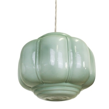 Lampă suspendată din sticlă opal verde și metal, abajur rotunjit în relief, detalii din alamă, finisaj lucios, 26 x 27 cm, „Vincent”