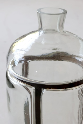 Vas decorativ din sticlă transparentă vintage, cu decor alamă antichizată, 38x18 cm, „Old French" - Img 4