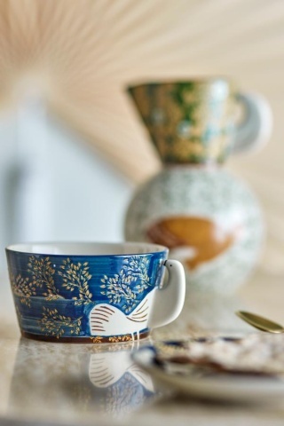 Bol din ceramică albastră cu decor pasăre pictat manual, 13x7 cm, "Hezha" - Img 2