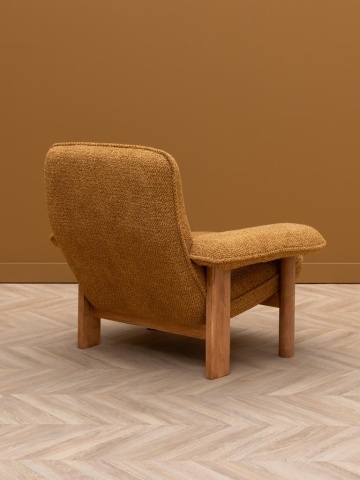 Fotoliu de relaxare retro camel din stofă bouclé, cu brațe late și cadru din lemn de pin, 96×86,5×82,5 cm, „Biskit” - Img 7