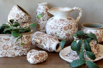 Ghiveci decorativ alb din ceramică pictată manual, cu motiv floral natur, 13x22,5x10 cm, „Grenoble" - Img 5