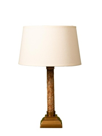 Lampă de masă din rattan împletit și metal auriu, cu abajur din bumbac bej, finisaj natural, 49×30 cm, „Rivan"