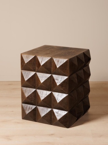 Măsuță laterală sculptată pătrată din lemn de mango, maro, cu relief în vârf de diamant, 61 x 59 x 59 cm, „Tenere” - Img 3