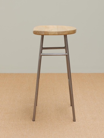 Scaun de bar din lemn de mango și metal, natur, în stil industrial, cu șezut curbat și suport pentru picioare, 76 x 42 x 37 cm, „Hinto” - Img 4