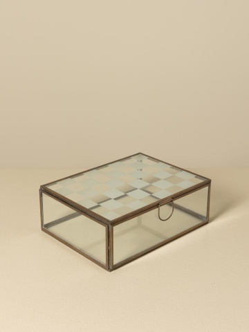 Set 3 cutii decorative din sticlă transparentă și metal auriu, capac cu balama și model în carouri mate, mâner inel, finisaj antichizat, 11 x 25 x 20 cm, „Damier” - Img 6