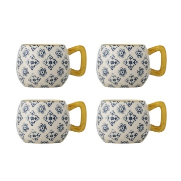 Set 4 căni din ceramică bej cu model floral albastru pictat manual și toartă galbenă, 400 ml, 10×8,5 cm, „Wrenna"