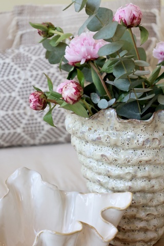 Vază din ceramică crem antichizat cu striații, H30/D30 cm - Img 4