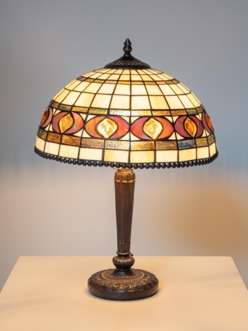 Lampa de masa din metal, cu abajur din sticla vitrata , "Vitralia" - Img 2
