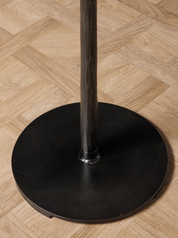 Măsuță laterală rotundă din lemn de mango și metal, natur, cu picior central negru și bază disc, 61 x 50 cm, „Ava” - Img 4