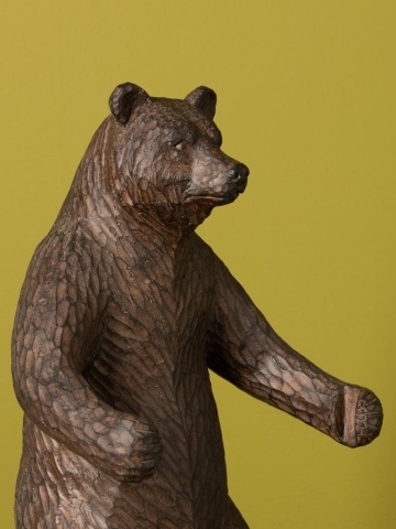 Oglindă de masă din rășină, maro, urs în picioare ținând o oglindă rotundă, ramă cu frunze în relief, finisaj antichizat, 37 x 17 x 16,5 cm, „Brienz” - Img 6