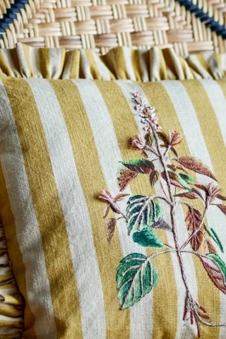 Pernă decorativă din bumbac, galben, dungi verticale, imprimeu botanic și broderie, margini cu volane, finisaj ignifug, 35 x 35 cm, „Camila” - Img 3