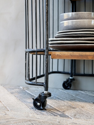 Consolă hol industrială din fier și lemn de pin, negru și natur, cu 3 rafturi și roți pivotante, 83,5 x 100 x 39 cm, „Old Post Cart” - Img 5