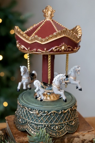 Cutie muzicală carusel din rășină, pictată manual, „Noël Music Box” - Img 3