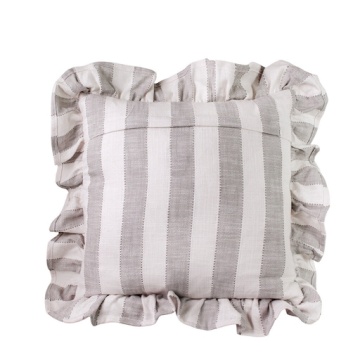 Față de pernă din bumbac organic, bej și alb, model în dungi cu volănaș decorativ, 45 × 45 cm, „Ida Stripe" - Img 3
