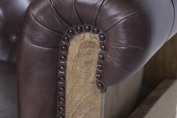 Fotoliu Chesterfield din piele naturală maro închis, capitonat, cu laterale din lemn de mango și iută, picioare pe roți, 84×77×79 cm, „Cassis” - Img 7