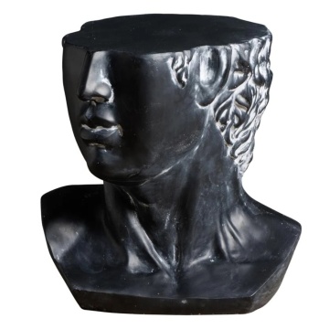 Măsuță laterală sculptată în formă de bust antic, negru, cu chip și bucle în relief, finisaj patinat, 55 x 58 x 44 cm, „Bellâtre”