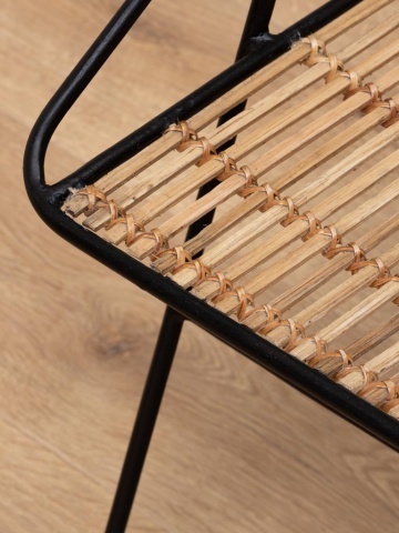 Scaun geometric din metal și rattan cu bordură decorativă neagră, "Kuro" - Img 7