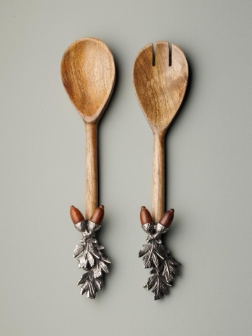 Set tacâmuri pentru salată din lemn de mango și aluminiu argintiu, lingură și furculiță, mânere cu frunze de stejar și ghinde, finisaj patinat, 29 x 8 cm, „Silva” - Img 4