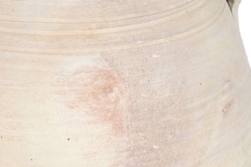 Vas decorativ amforă din teracotă artizanală, finisaj craft alb-crem, cu 2 anse, 55×55×96 cm, „Jerba" - Img 6