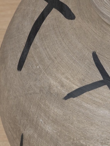 Vas decorativ din teracotta cu motive tribale, H83 cm , "Ritual" - Img 5