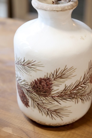 Vază decorativă crem din ceramică, cu motive de ghirlande de brad, „Garland” - Img 4