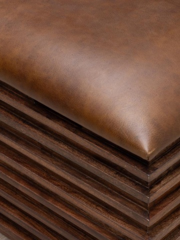 Banchetă din piele naturală cu structură și spațiu de depozitare din lemn de acacia, maro antichizat, finisaj lucios, 110×40,5×36 cm, „Leya" - Img 5