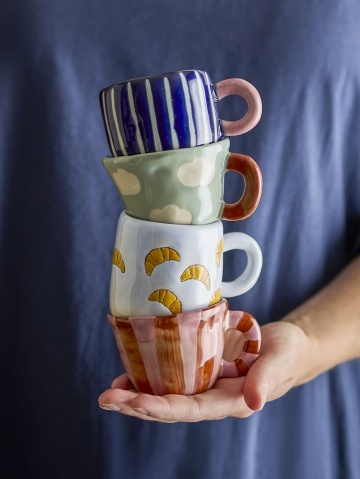 Cană din ceramică artizanală, albastru marin, pictată manual cu croissante, 6x7 cm, 110 ml, „Millie" - Img 4