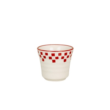 Cană din ceramică artizanală, natur, cu model pătrat pictat manual în roșu și bordură decorativă, fără mâner, 7,3 × 6,5 cm, „Marion Square"