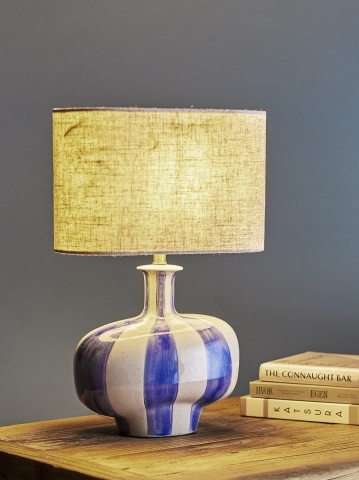 Lampă de masă din ceramică artizanală, multicolor, pictată manual cu dungi verticale și abajur din in, 33x19x46 cm, „Alida" - Img 3
