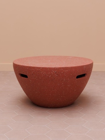 Măsuță de cafea rotundă din oxid de magneziu, roșu, în formă de bol, cu efect terrazzo și mânere decupate, 35 x 68 cm, „Fusion” - Img 2