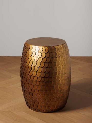 Măsuță laterală rotundă din metal, auriu, în formă de butoi, cu solzi suprapuși, finisaj antichizat, 53 x 30 cm, „Funk” - Img 2