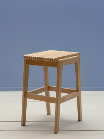 Scaun de bar pliabil din lemn de mango natur, cu spătar și șezut cu linii sculpturale, 113×43×51 cm, „Barista" - Img 6