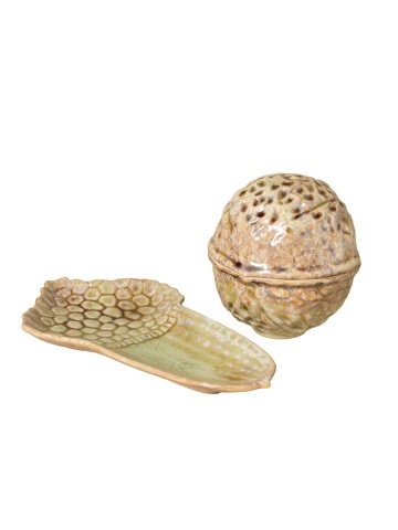 Set 2 recipiente decorative din ceramică artizanală natur, formă de nucă și ghindă, 13 × 21,5 × 11,5 cm, „Acorn"