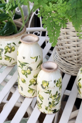Vază decorativă din ceramică, pictată manual, crem, H15.5/D7.5 cm, Olive - Img 4