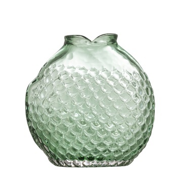 Vază din sticlă artizanală suflată în formă de pește, verde, 16×7,5×15,5 cm, „Bree"