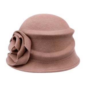 Betmar Alexandrite Cloche Blush