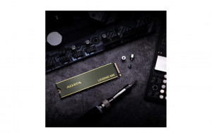 ADATA SSD 1TB M.2 PCIe LEGEND 800 - Img 3