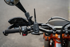 +MESH, Sena Bluetooth-ról MESH-re bővítő Intercom adapter - Img 6