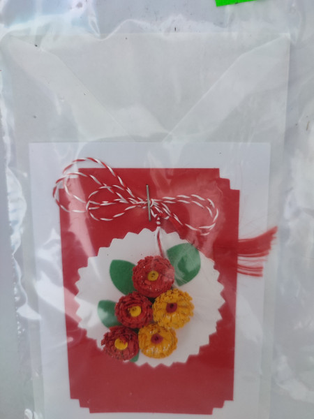 Felicitare cu floare si petale 3D lucrata manual cod 45991