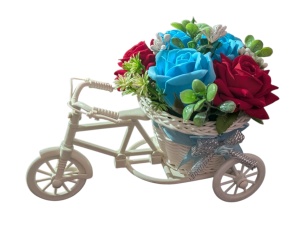 Bicicleta deosebita cu 5 trandafiri din sapun cod x40151