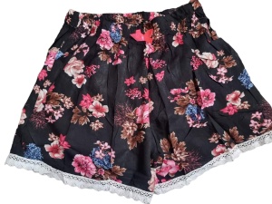 Pantaloni scurti inflorati din panza model nou cod x5332