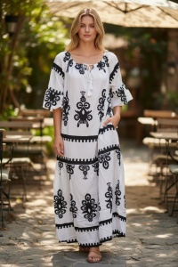 Rochie dama fabricatie Italia, croiala moderna, usoara si eleganta