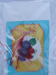 Felicitare cu floare si petale 3D lucrata manual cod 45985 - Img 2