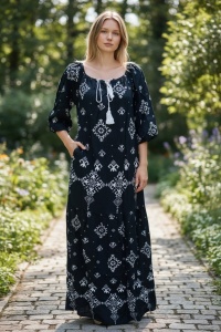 Rochie lunga de vara cu model floral elegant
